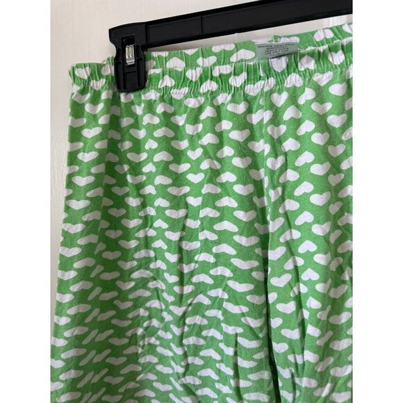Size Medium White Heart green shorts - Picture 3 of 7